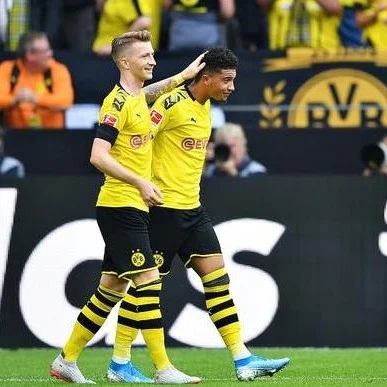 悟空体育-维罗纳后卫铁桶阵势不可破，客场赢球